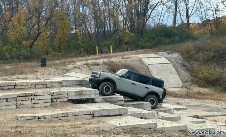 Ford， General Motors rót 1 triệu USD cho lễ nhậm chức của ông Donald Trump - Ảnh 2.